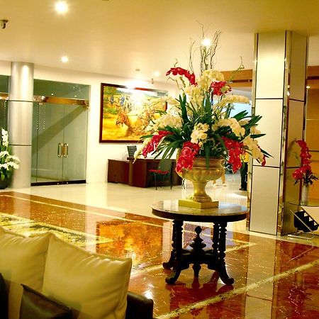 Grand Royal Taliwang Hotel Luaran gambar