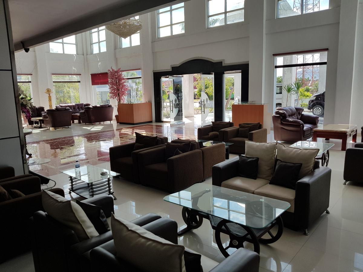 Grand Royal Taliwang Hotel Luaran gambar