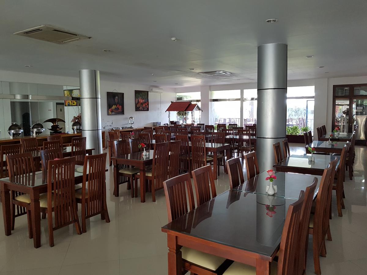 Grand Royal Taliwang Hotel Luaran gambar