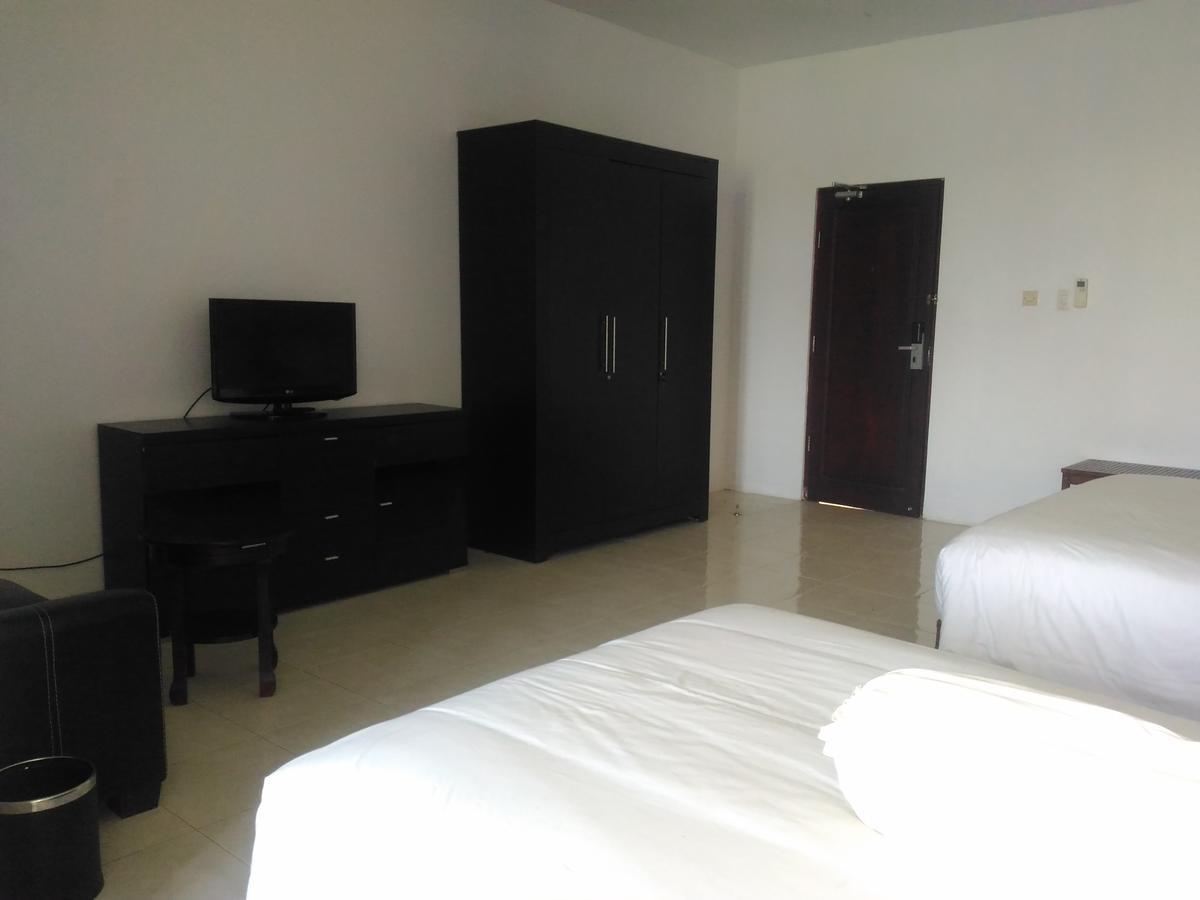 Grand Royal Taliwang Hotel Bilik gambar