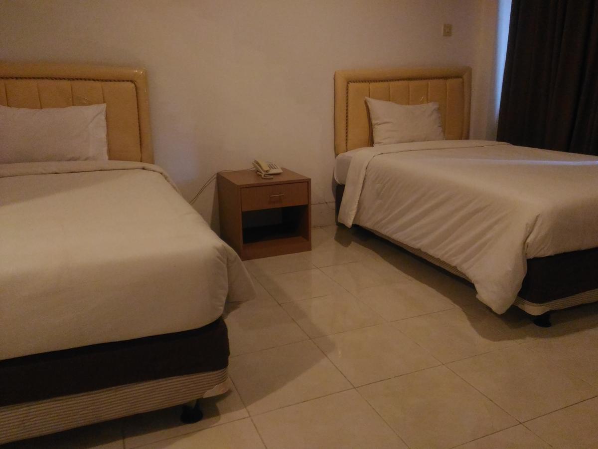 Grand Royal Taliwang Hotel Bilik gambar