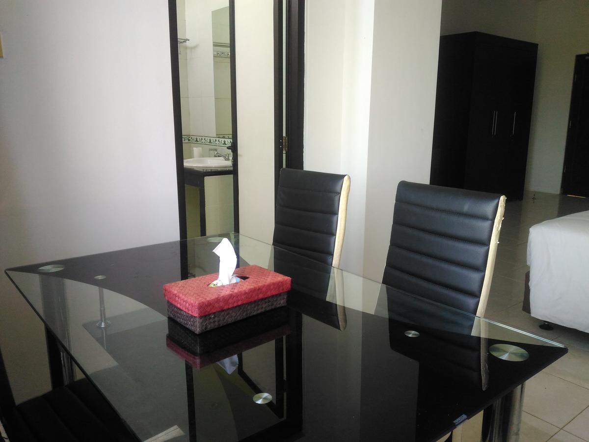 Grand Royal Taliwang Hotel Bilik gambar