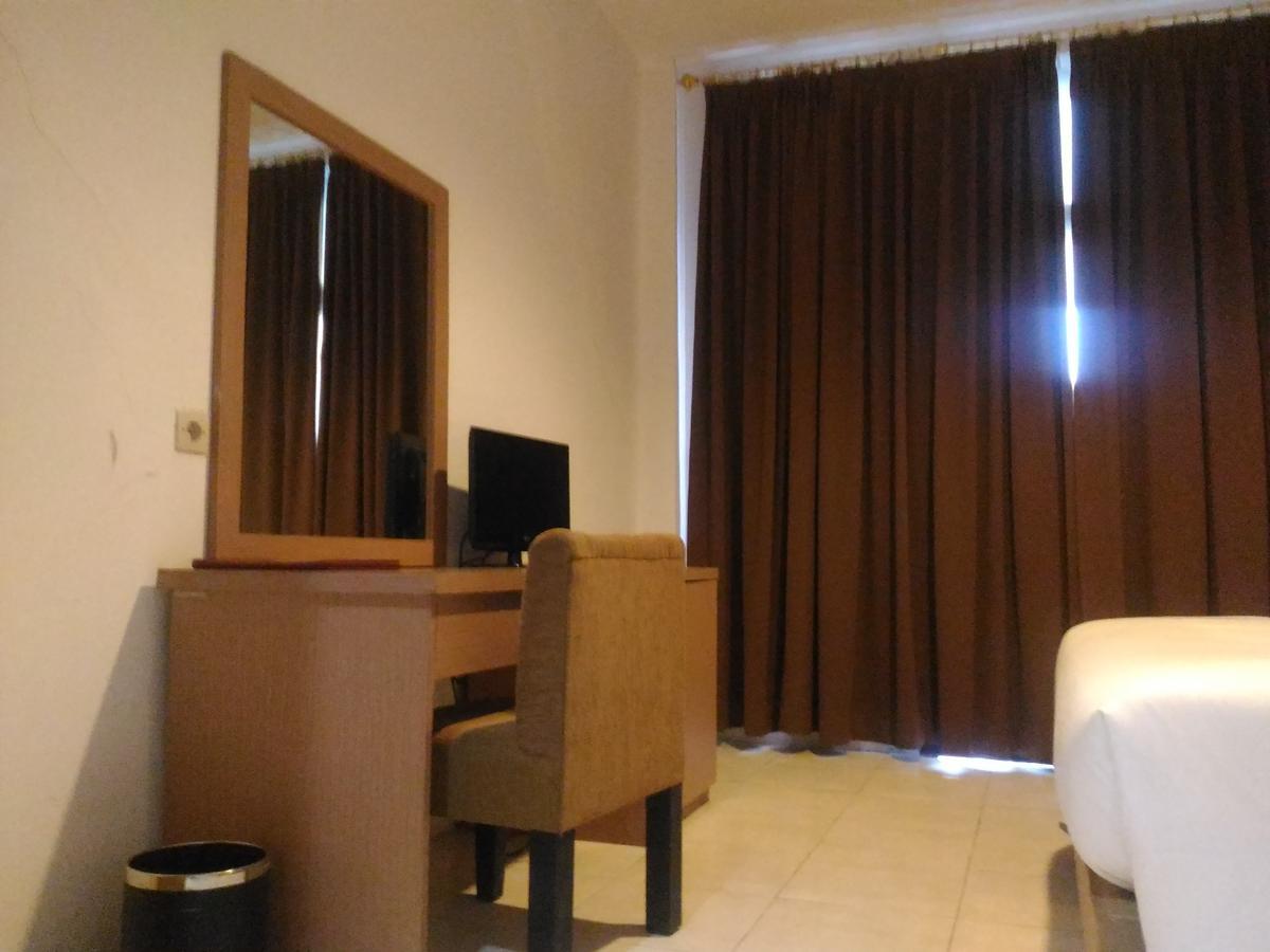 Grand Royal Taliwang Hotel Bilik gambar