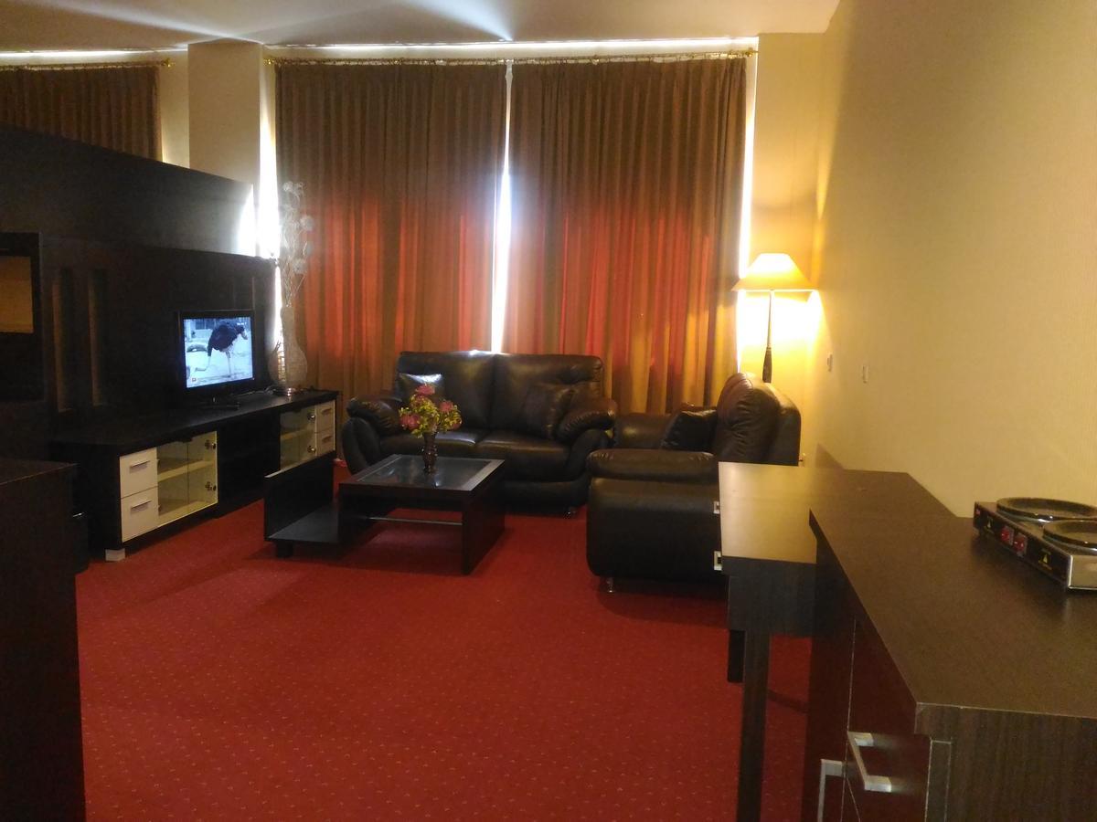 Grand Royal Taliwang Hotel Bilik gambar